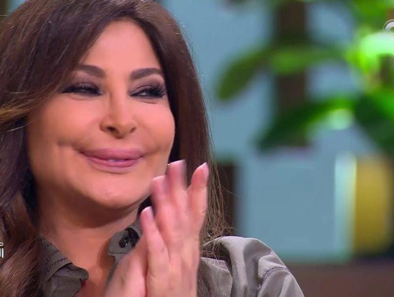 حملة فيسبوكية شرسة ضد إليسا