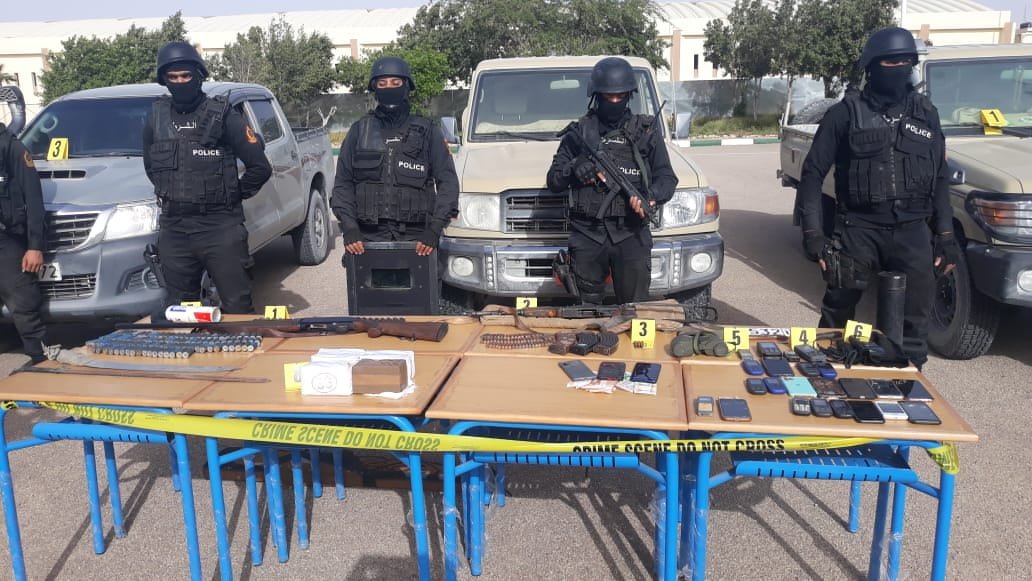 العيون .. توقيف 14 شخصا من بينهم موريتاني وسنغالي وحجز 5,8 أطنان من مخدر الشيرا