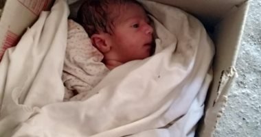العيون صادم العثور على رضيع مرمي قرب مستشفى