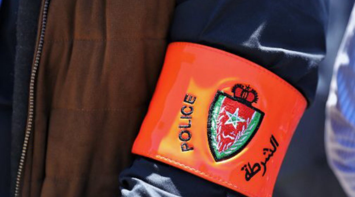 فاس .. شرطي يضطر لاستعمال سلاحه الوظيفي خلال تدخل أمني