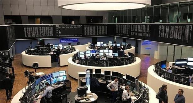 ارتفاع الأسهم الأوروبية بفعل مكاسب قادتها القطاعات المرتبطة بالدورة الاقتصادية