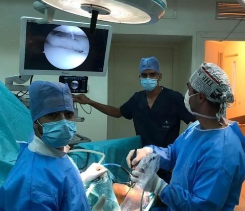 الفقيه بن صالح ..فريق طبي مغربي ينجح في إجراء عملية جراحية معقدة