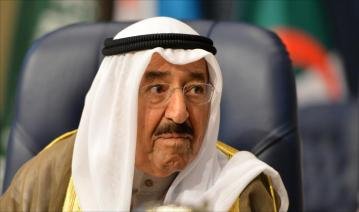 أمير الكويت يغادر فجر الخميس إلى الولايات المتحدة لاستكمال العلاج