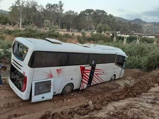 قتيل و17 جريحاً في انقلاب حافلة لنقل الركاب ضواحي وزان .