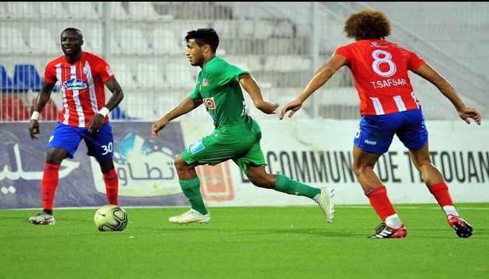 الرجاء يضيع فرصة الانفراد بالصدارة