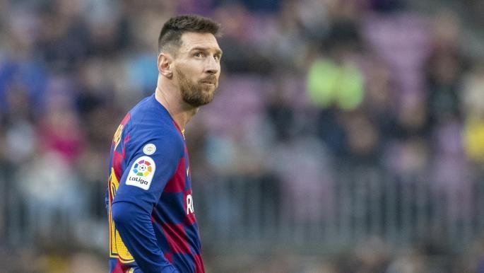 رسمياً.. ليونيل ميسي يُعلن بقاءه في برشلونة