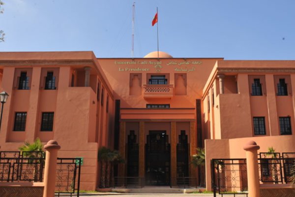 جامعة القاضي عياض تجري الإمتحانات الربيعية بحيطة حذر
