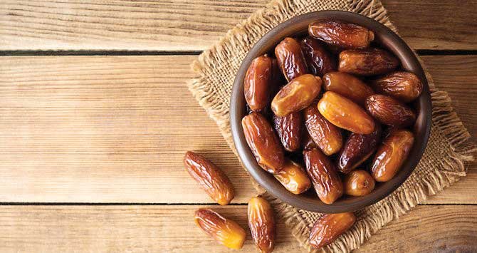 أسباب تجعلك تأكل التمر يوميا.!