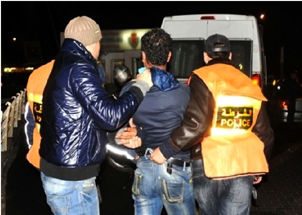 بعد مطاردة هوليودية البوليس شدو أخطر مجرم  شاب .!