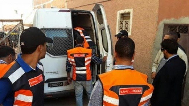 ياربي السلامة …قاصر بتر يد حارس ليلي
