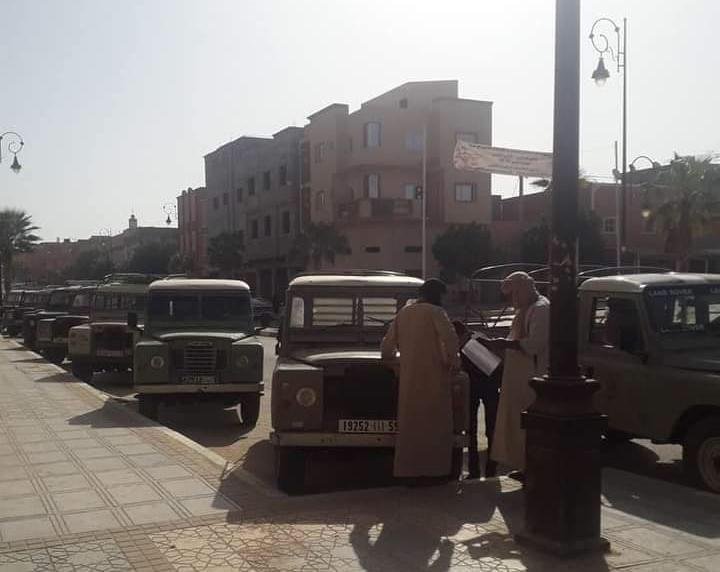 ملاك سيارات الدفع الرباعي “لاندروفر” يطالبون بالاعفاء من الضريبة السنوية