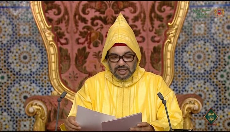 جلالة الملك يدعو إلى تحفيز الكفاءات الوطنية على الانخراط في الوظيفة العمومية وجعلها أكثر جاذبية.