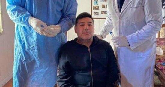 تفاصيل حالة مارادونا الصحية بعد إزالة ورم دموى بالمخ
