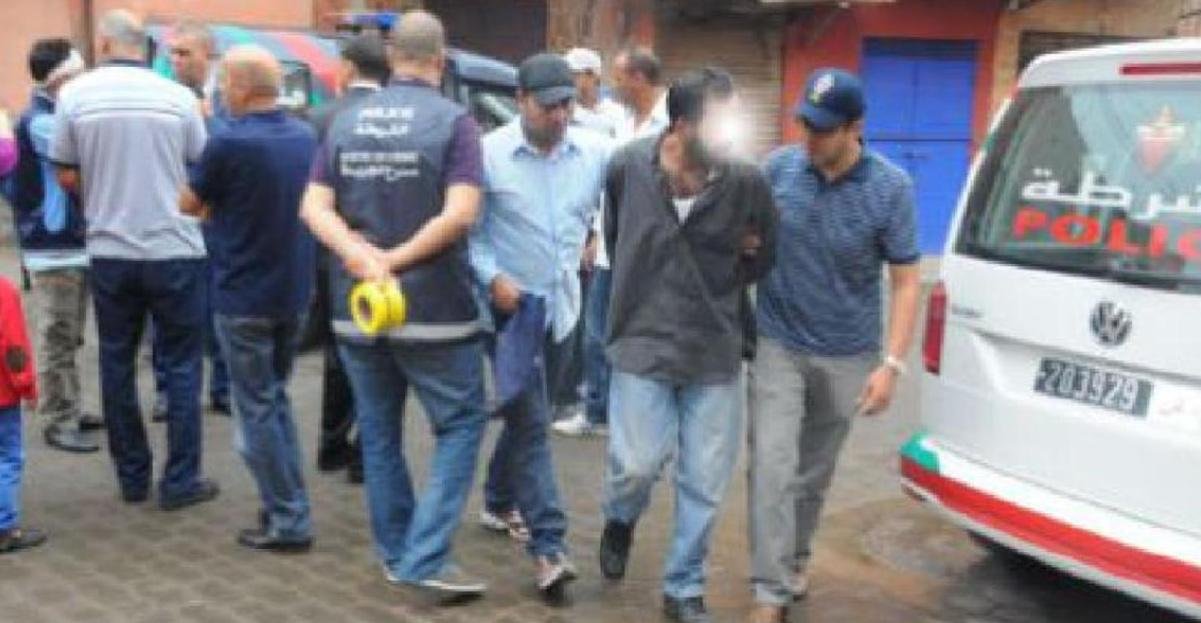 بعد ليلة حمراء… شخص ينهي حياة صديقه بضربة قاتلة