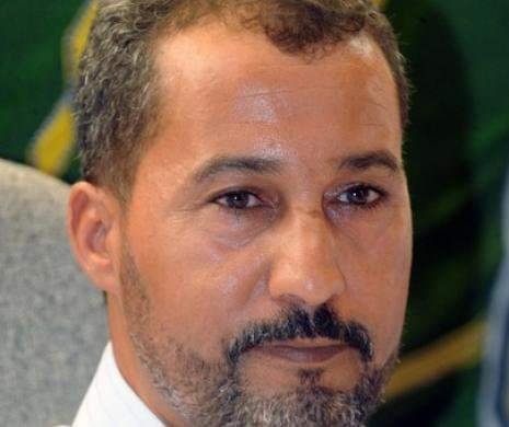 مصطفى سلمى يطالب سكان تندوف بعدم الانجراف وراء القرارات المتسرعة و الأحادية لما يسمى بزعيم البوليساريو.