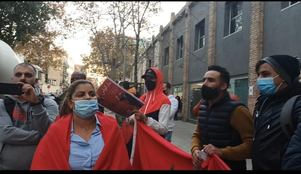 حقوقيون وسياسيون مغاربة بإسبانيا ينظمون وقفات احتجاجية تنديدا بالممارسات الإجرامية لعصابة ”البوليساريو”