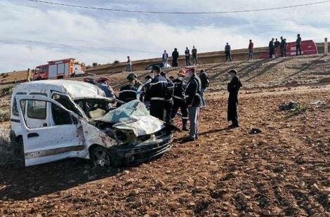 الله يلطف ..قتلى وجرحى في حادثة سير مروعة بإقليم سطات