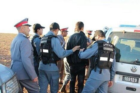 اعتقال شخصين ببوجدور لتورطهما في قضية النصب على المرشحين للهجرة السرية