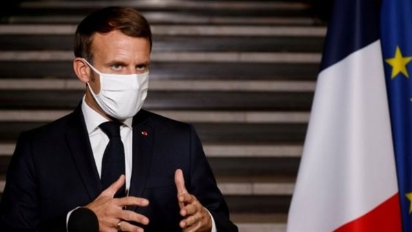 فرنسا تعتزم تخفيف القيود والعالم ينتظر لقاح كورونا