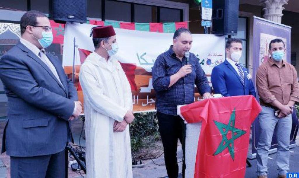 تحت شعار “مغاربة أمريكا في خدمة القضية الوطنية”…مغاربة أمريكا تخرج للشارع تعبيرا عن وطنيتها والتأكيد على مغربية الصحراء