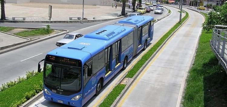 عقد اجتماع عن بعد للوقوف على تقدم إنجاز الخط الأول للحافلات ذات جودة عالية لأكادير
