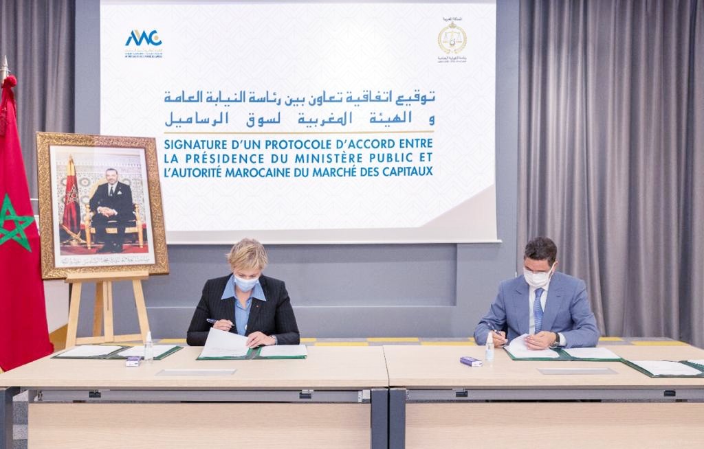 رئاسة النيابة العامة والهيئة المغربية لسوق الرساميل يوقعان اتفاقية شراكة وتعاون