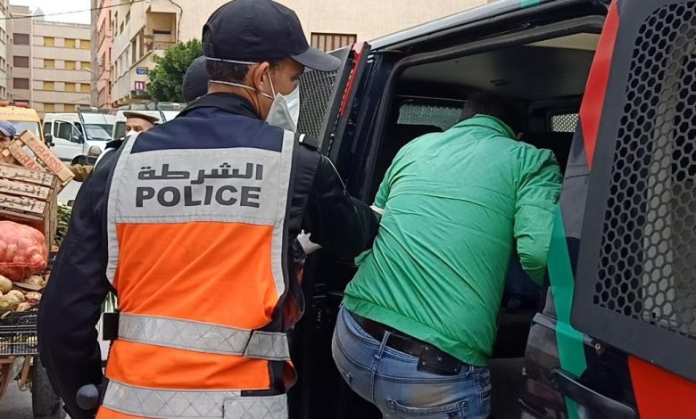 أكادير.. اعتقال أفراد عائلة تروج مادة الكيف وحجز 280 كلغ منه