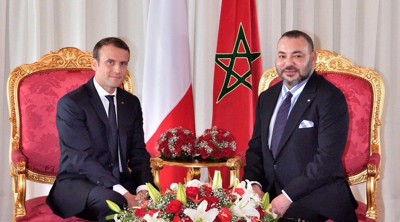 الملك يعرب عن متمنياته بالشفاء العاجل للرئيس الفرنسي