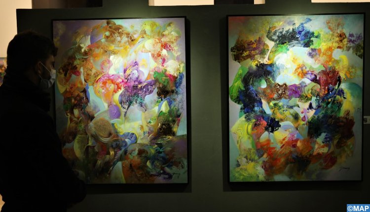 *معرض الأعمال التشكيلية للفنان المنصوري الإدريسي يواصل إستقبال زواره بطنجة*
