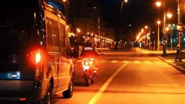 *الحكومة تقرر إغلاق المطاعم وحظر التجول الليلي لثلاث أسابيع*