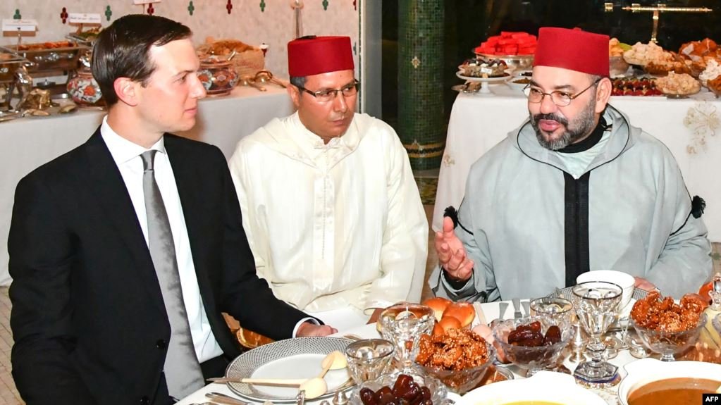 هام جدا.. من القصر الملكي بالرباط، الملك يستقبل الوفد الاسرائيلي