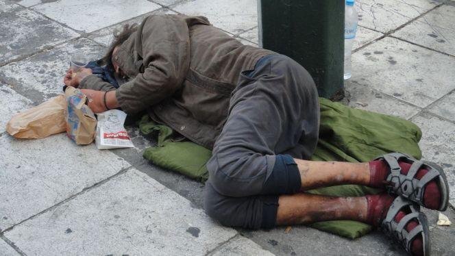 مؤلم جدا.. العثور على ”متشرد” خمسيني ”ميتا” في ظروف غامضة