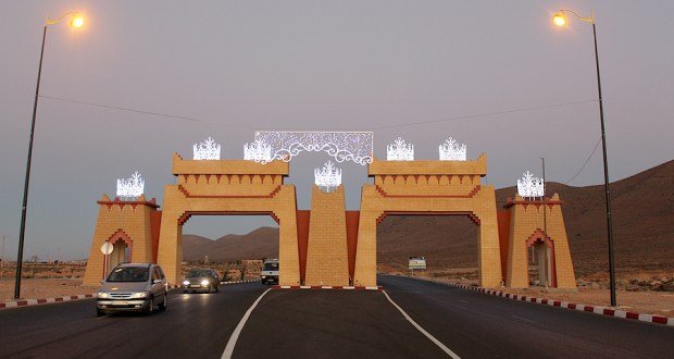 كلميم واد نون.. التوقيع على خمس اتفاقيات لتعزيز العرض الجامعي والتربوي بمبلغ يفوق 290 مليون درهم