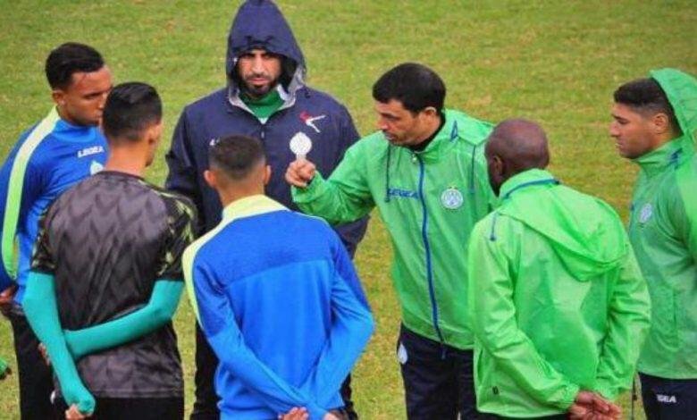 الرجاء يستأنف تداريبه استعدادا لمواجهة الوداد الفاس