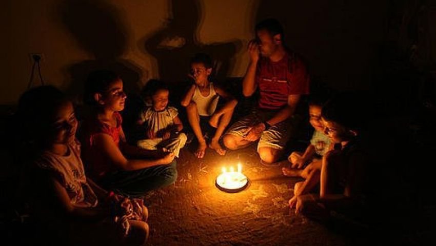 انقطاع الكهرباء … يزيد من معاناة سكان جماعة بضواحي الحسيمة