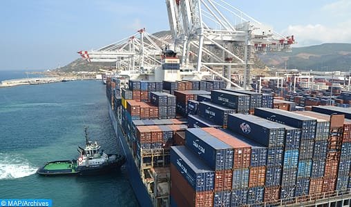 إنطلاق الخدمة التجارية لمحطة الحاويات 3 بميناء طنجة المتوسط 2 .