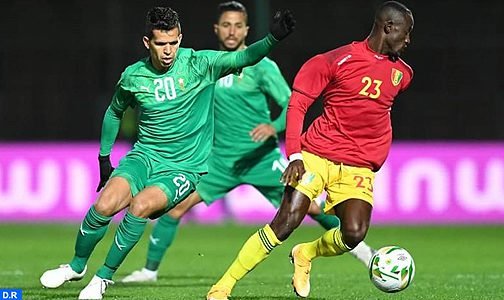 المنتخب الوطني للاعبين المحليين يفوز على نظيره الغيني