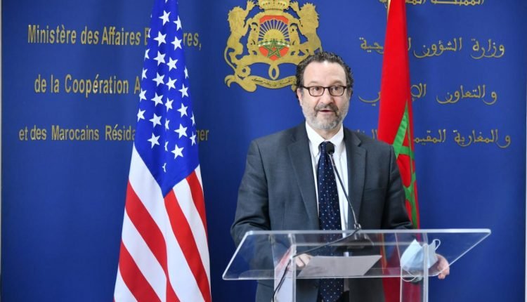 سابقة. نائب وزير الخارجية الأمريكي يحل بالعيون في أول زيارة لمسؤول أمريكي رفيع