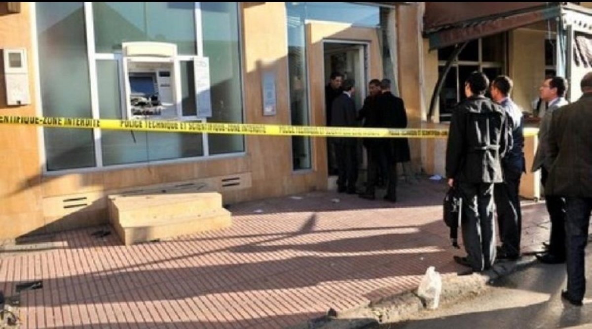 الدرك الملكي يوقف المشتبه فيهم في محاولة اقتحام وكالة بنكية بمركز باب تازة إقليم شفشاون