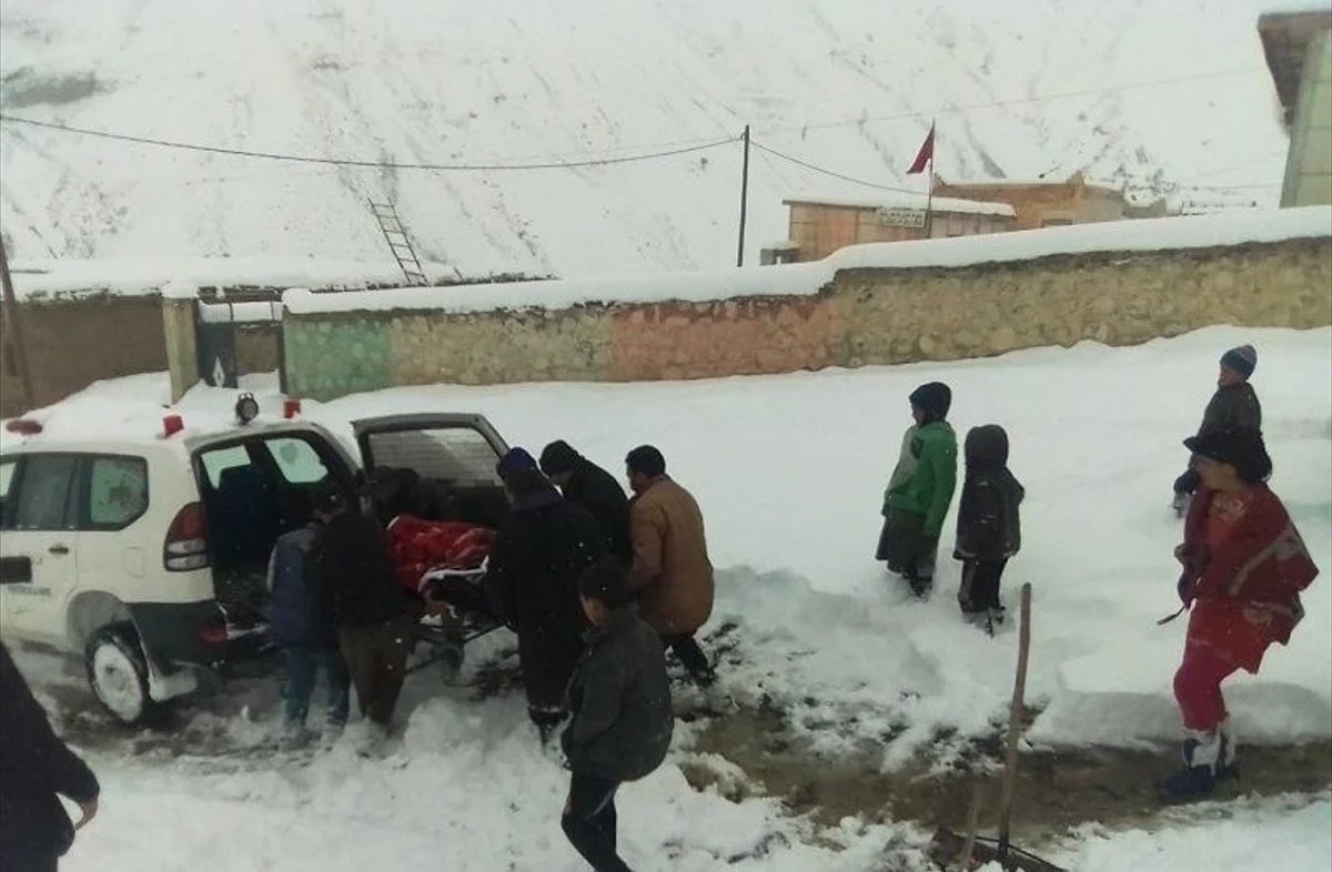 وفاة أم شابة ”بعد الولادة” يثير جدلا في إملشيل