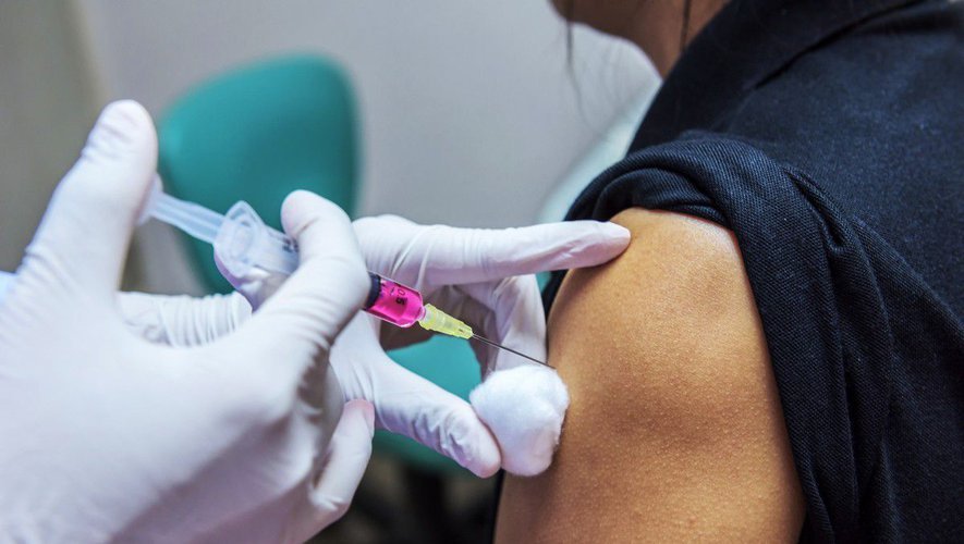 مسؤولو الرياضة الألمانية يرفضون منح اللاعبين المحترفين أولوية للحصول على لقاح كورونا