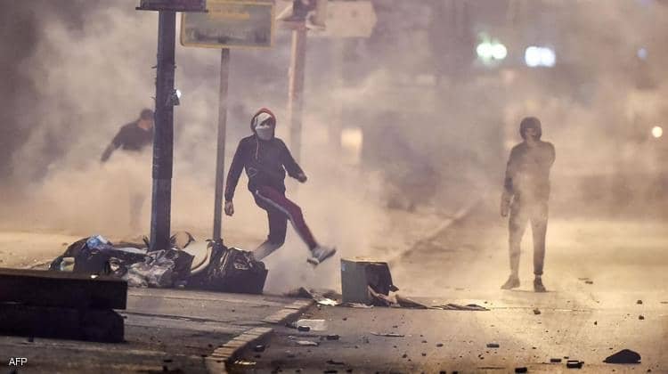 استمرار التظاهرات في تونس لليوم الثالث على التوالي