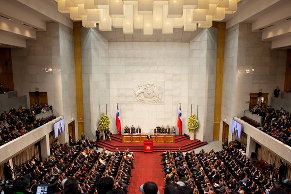 لجنة العلاقات الخارجية بمجلس النواب الشيلي تدعم بالإجماع مبادرة الحكم الذاتي المغربية