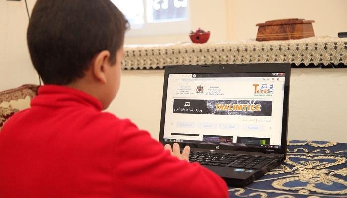ظهور سلالة جديدة لكوفيد 19 يحيل إلى إمكانية العودة إلى التعليم عن بعد!