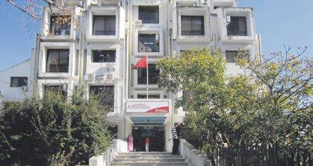 أمانديس تتحول إلى بؤرة وبائية وإصابة العشرات من مستخدميها بالفيروس