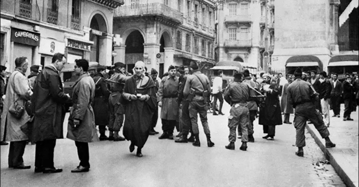 الرئيس إيمانويل ماكرون يرفض الاعتذار للجزائر عن الجرائم الاستعمارية.