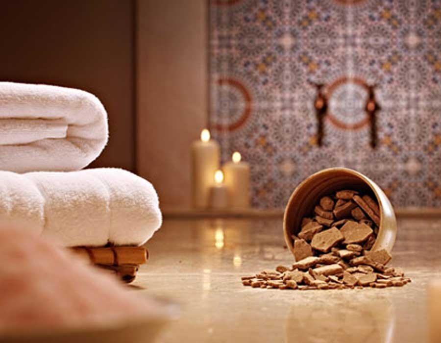 أرباب الحمامات والرشاشات بالدار البيضاء يطلقون عريضة