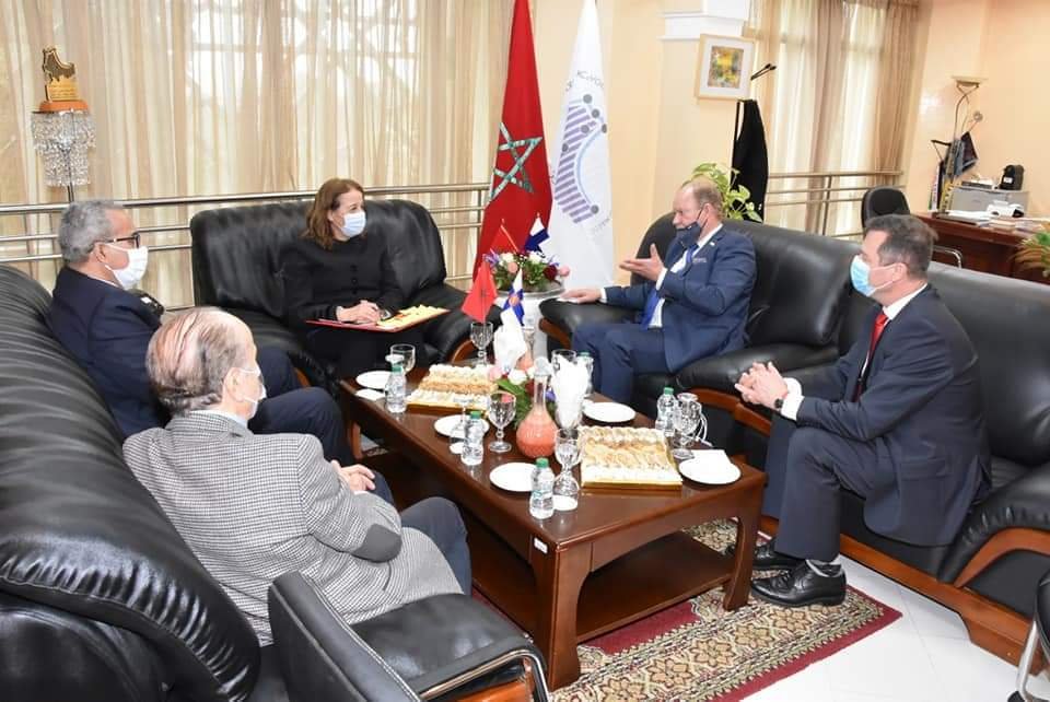 رئيسة جهة طنجة تجري مباحثات مع سفير جمهورية فنلندا حول فرص الاستثمار الواعدة التي تتيحها الجهة