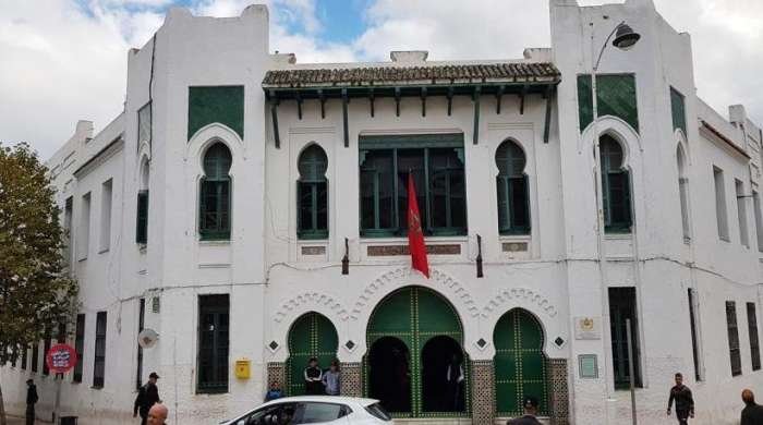 تقديم وتوقيع الديوان الزجلي “سبع نساء سبعة رجال”