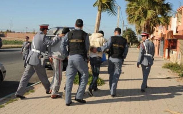 اعتقال خمسة متهمين في جرائم ترتبط بالضرب والجرح المؤديين إلى الوفاة